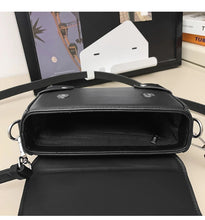 Minimalist Unisex Shoulder Bag Fashionable PU Leather Crossbody Bags Small Flip Style Messenger Bags for Women Designer Handbag