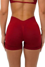 Gym Shorts Woman Seamless Yoga Shorts Fitness Training Yoga Clothing Butt Lifting Workout Short Leggings V Waist Sports Shorts