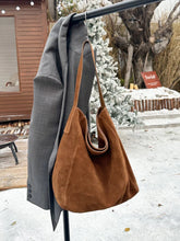 2026 Women's Frosted Leather Tote Bag Large Capacity Soft Suede Bucket Handbag Lady Minimalist Underarm Hobo Shoulder Bag
