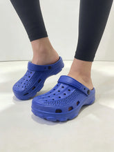 Women's High-End Clogs for Home Use, Creative, Simple, Cute, Non-Slip, Breathable, Versatile Slippers That Can Be Worn Outside