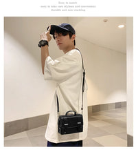 Minimalist Unisex Shoulder Bag Fashionable PU Leather Crossbody Bags Small Flip Style Messenger Bags for Women Designer Handbag