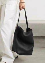 Minimalist Bucket Handbag Tote Bag PU Leather Commuter Shoulder Bag Large Capacity Autumn Winter Fashion Simple Women's Bag