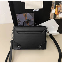 Minimalist Unisex Shoulder Bag Fashionable PU Leather Crossbody Bags Small Flip Style Messenger Bags for Women Designer Handbag