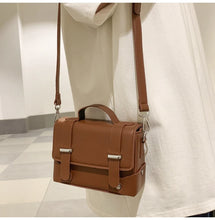 Minimalist Unisex Shoulder Bag Fashionable PU Leather Crossbody Bags Small Flip Style Messenger Bags for Women Designer Handbag