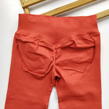 Women's Seamless Cropped Leggings - Peach Butt-Enhancing & Lifting for Yoga, Running & Fitness