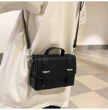 Minimalist Unisex Shoulder Bag Fashionable PU Leather Crossbody Bags Small Flip Style Messenger Bags for Women Designer Handbag