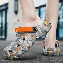 New Men's Clogs Slippers Sandal Male Garden Shoes Flat Camouflage Sandals Male Sneakers Outdoor Flip Flops Home Clogs